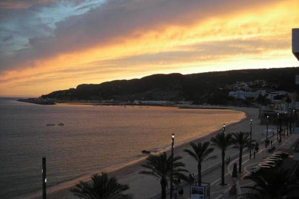 Sesimbra Mar Apartamento Ruang foto